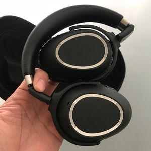 Sennheiser PXC 550 Wireless Headphones